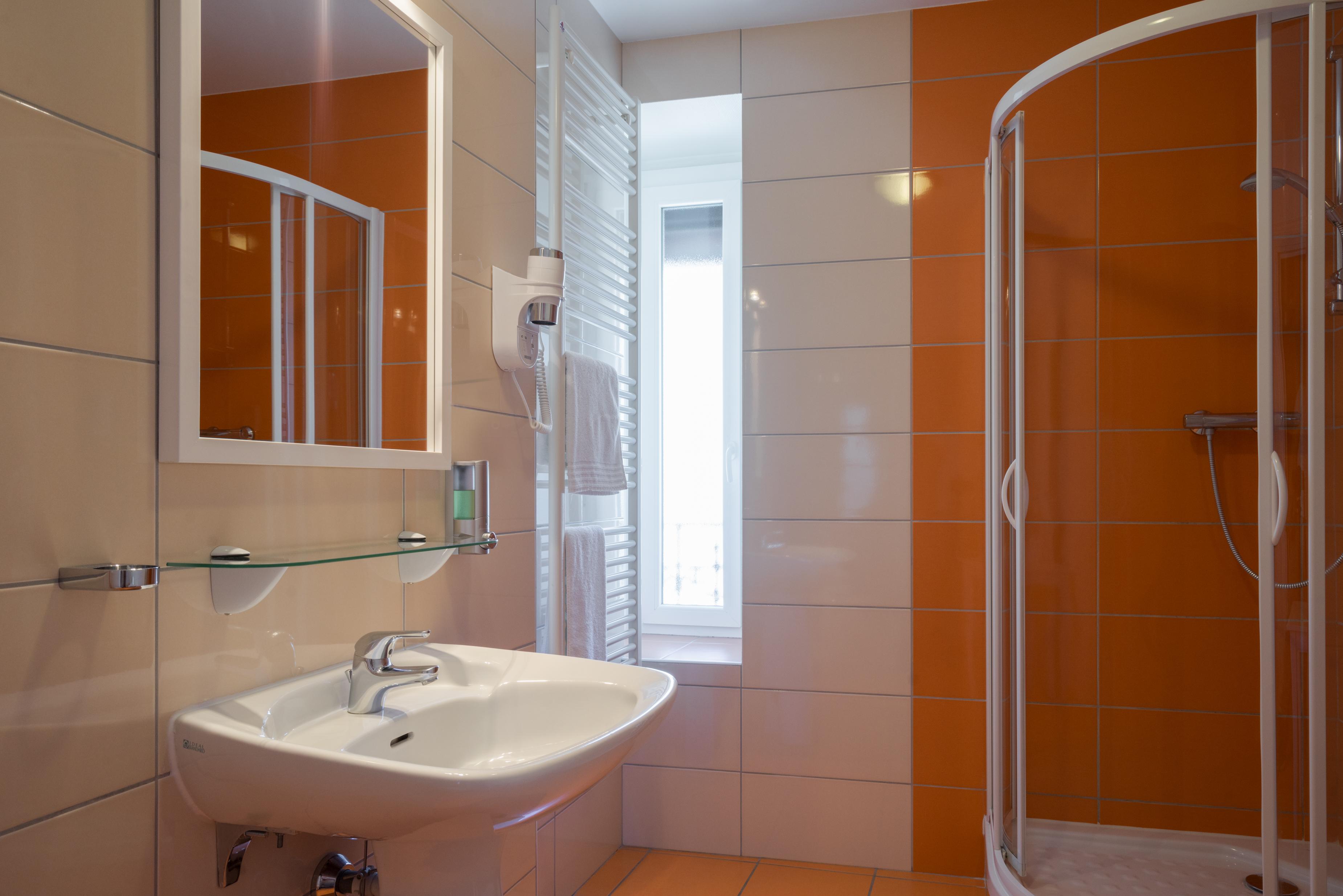 The Originals Boutique, Hotel Terminus, Bourg-En-Bresse Gare Exterior foto